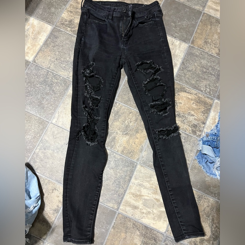 Black distressed American Eagle jeans